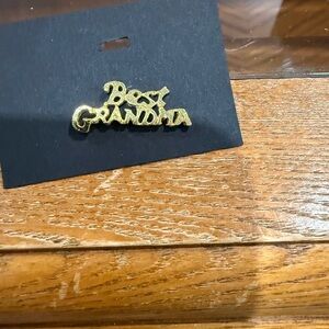 Best Grandma Gold Script Pin